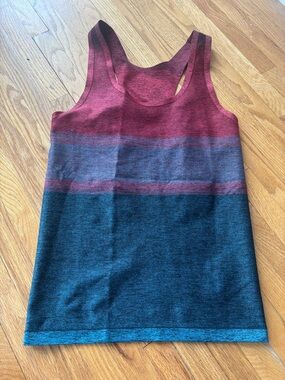 Athleta Relay Tank Top Ombré Red Blue